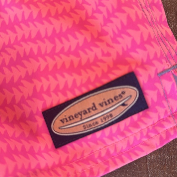 Vineyard Vines Boys' Pieced Chappy Swim Trunks Lined L 16 EUC Pocket Blue Pink - Picture 3 of 14